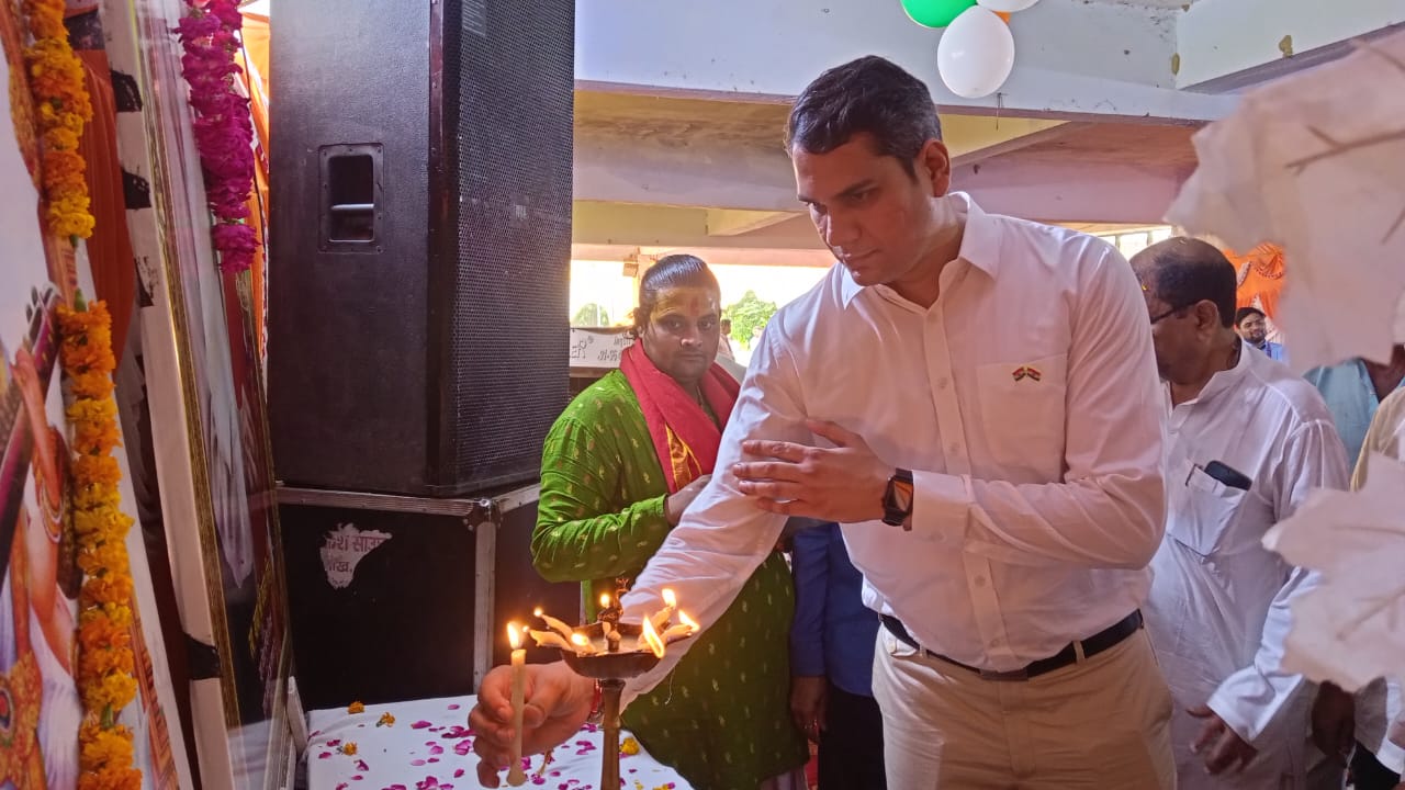 Sports & <br/> Activities ⚽